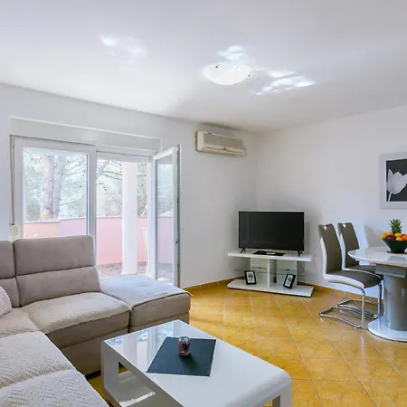 Senad - Veliki - Mpolo * Medulin